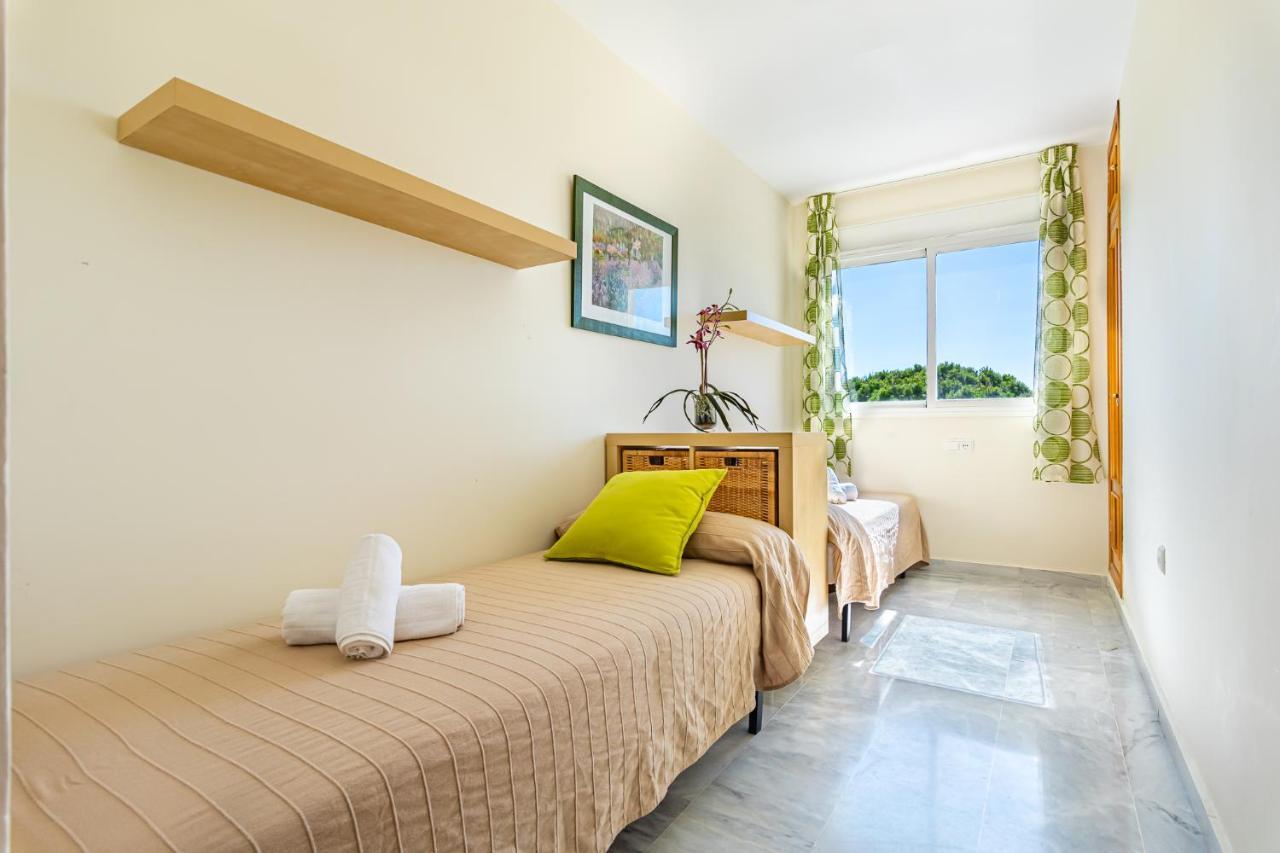 Sun & Sand Beach Apartment Marbella Exterior photo